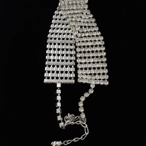 Ladies White Rhinestones Chocker - Picture 5 of 7